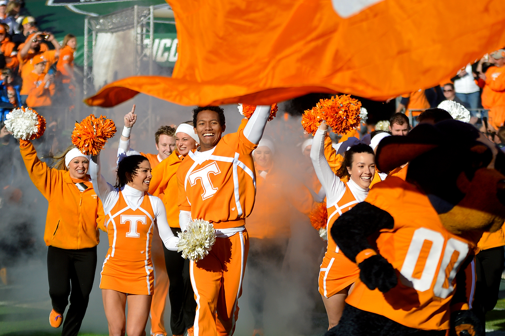 Vols believe they can thrive amid lack of preseason acclaim