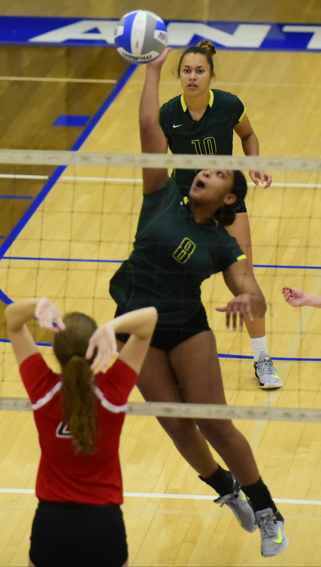 Lady Burros Volleyball beat Dickson Co. in 5 sets to win 3rd straight District 11 Championship