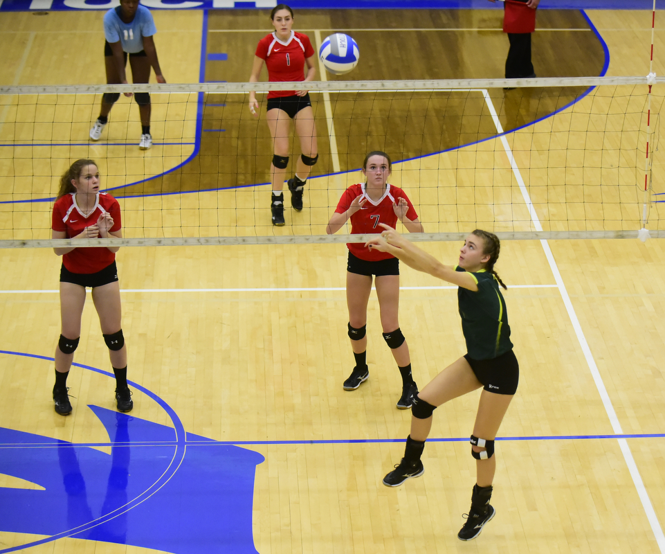 Lady Burros Volleyball beat Dickson Co. in 5 sets to win 3rd straight District 11 Championship