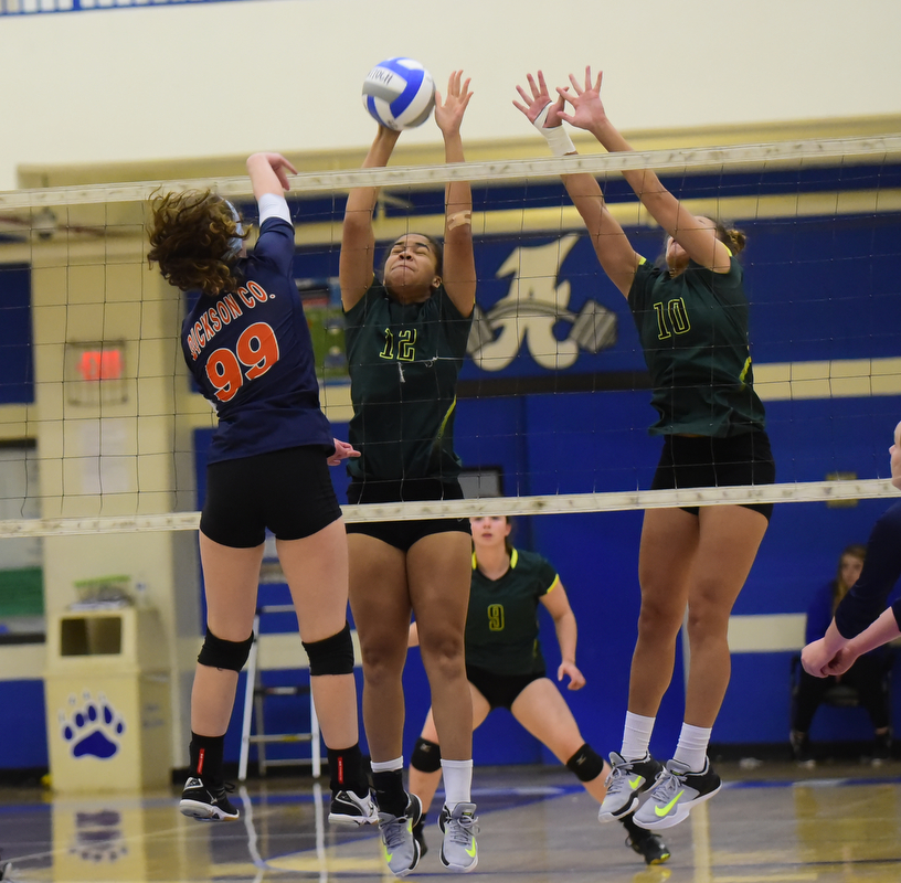 Lady Burros Volleyball beat Dickson Co. in 5 sets to win 3rd straight District 11 Championship