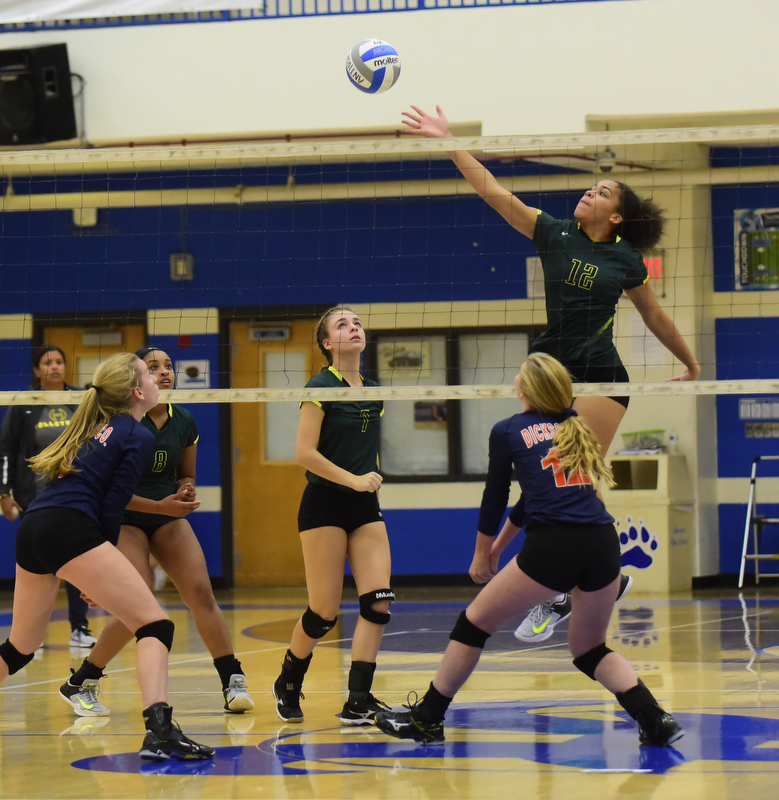 Lady Burros Volleyball beat Dickson Co. in 5 sets to win 3rd straight District 11 Championship