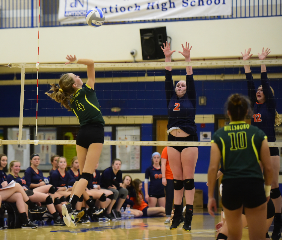 Lady Burros Volleyball beat Dickson Co. in 5 sets to win 3rd straight District 11 Championship