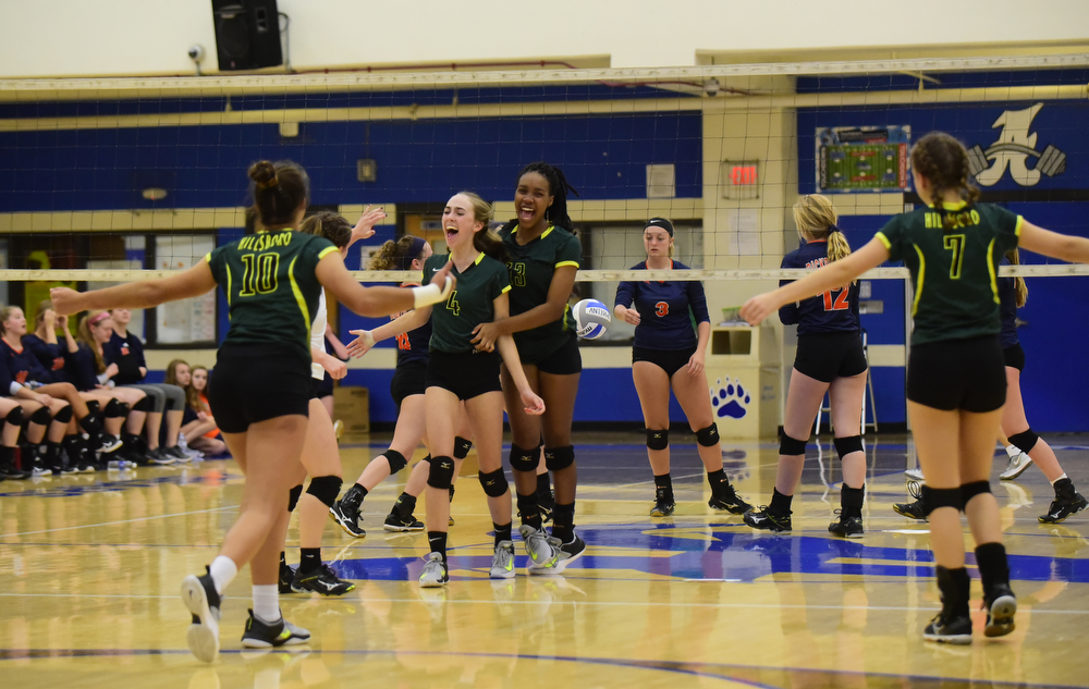 Lady Burros Volleyball beat Dickson Co. in 5 sets to win 3rd straight District 11 Championship