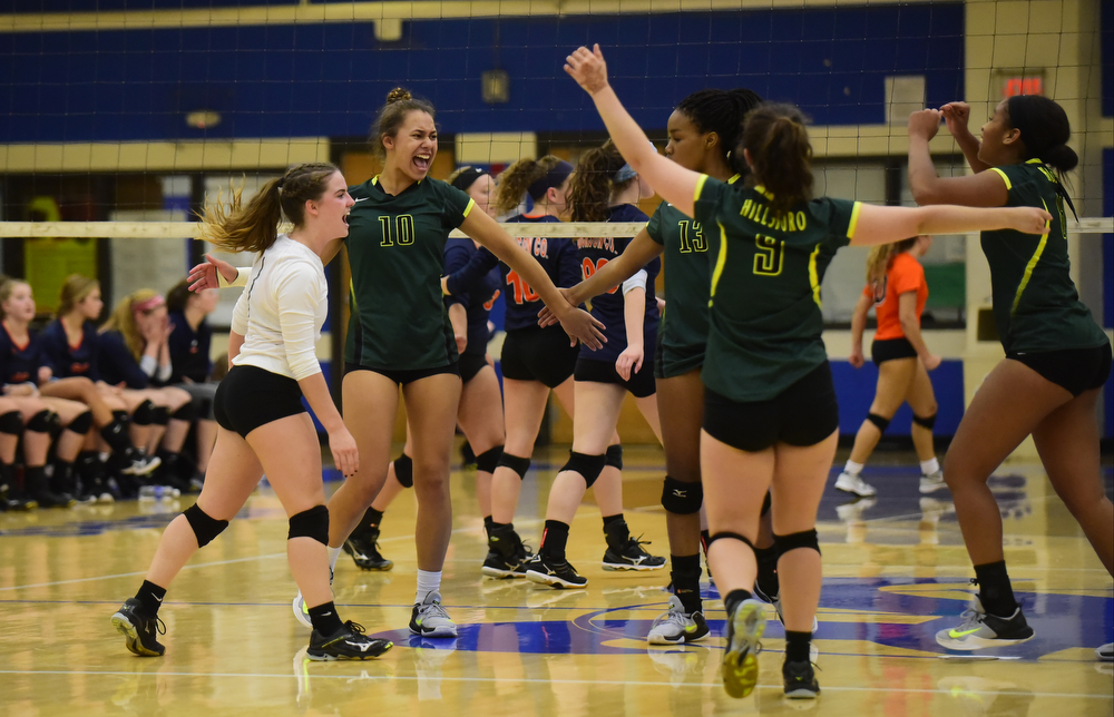 Lady Burros Volleyball beat Dickson Co. in 5 sets to win 3rd straight District 11 Championship