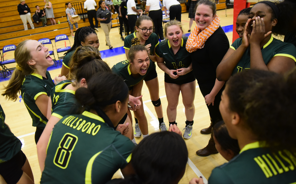 Lady Burros Volleyball beat Dickson Co. in 5 sets to win 3rd straight District 11 Championship