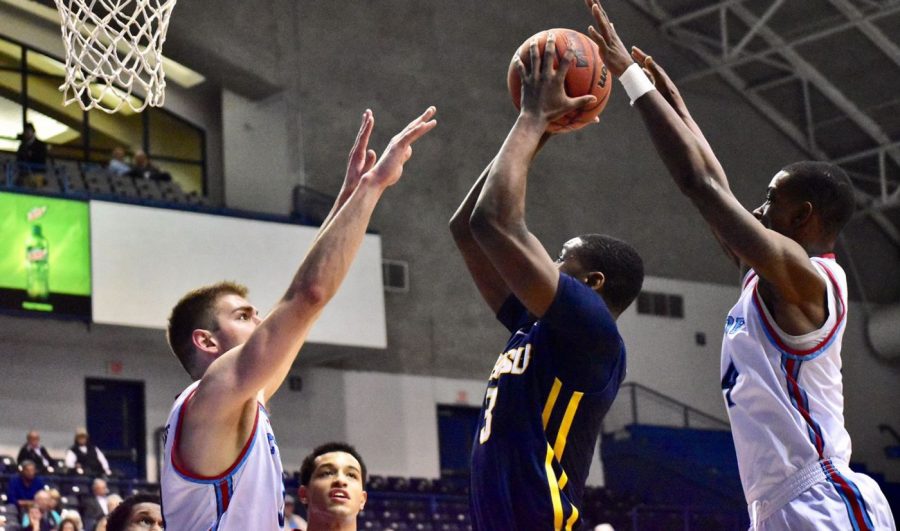 ETSU extends 3rd longest active winning streak to 13;  Lipscomb outlasts USC Upstate 110-106 in 2OT