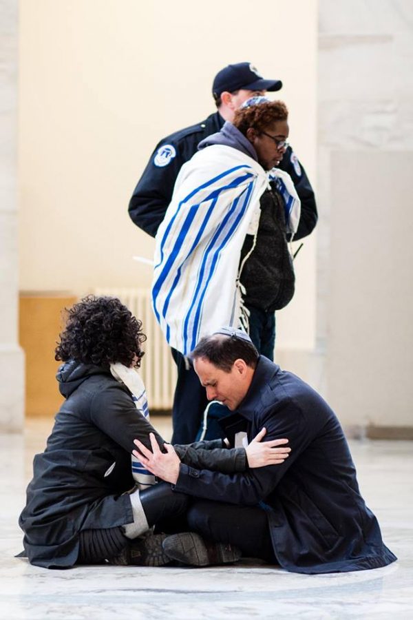 Wednesday, January 17, 86 rabbis and Jewish community leaders were arrested in the Capitol calling on Congress to pass a clean #DreamActNow. More than a 100 DACA supporters and American Jews lead by Bend the Arc Jewish Action sat in the center of the Russel Building Rotunda. (Photo Bend the Arc)