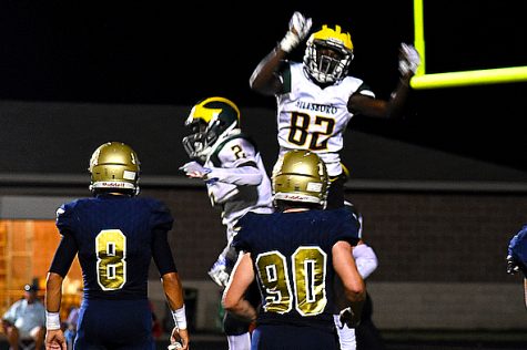Hillsboro ends a 3 year streak beating Independence, 20-17.
