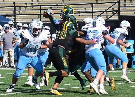 Hillsboro defeats Centennial, 33-7 on Homecoming to rack up its 5th solid win of the season