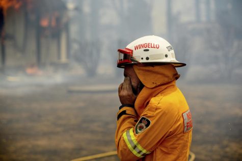 Three American firefighting airplane crew member killed fighting fires in Australia