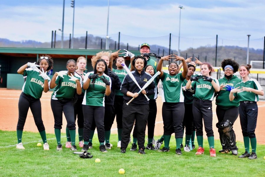 Softball+Pictures+Scores+and+Updates