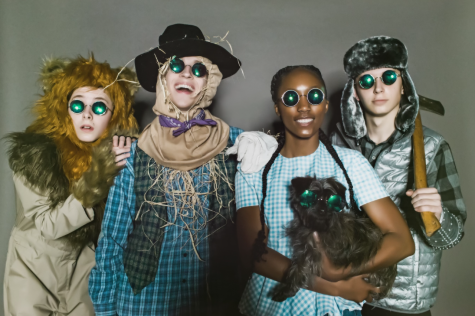 Hillsboro Players are off to see the Wizard, the wonderful wizard of Oz