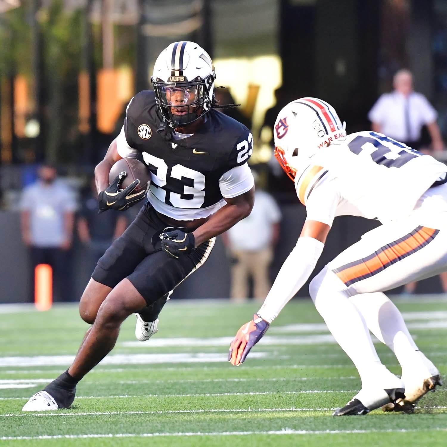 Vanderbilt beats Auburn in Overtime,45–38