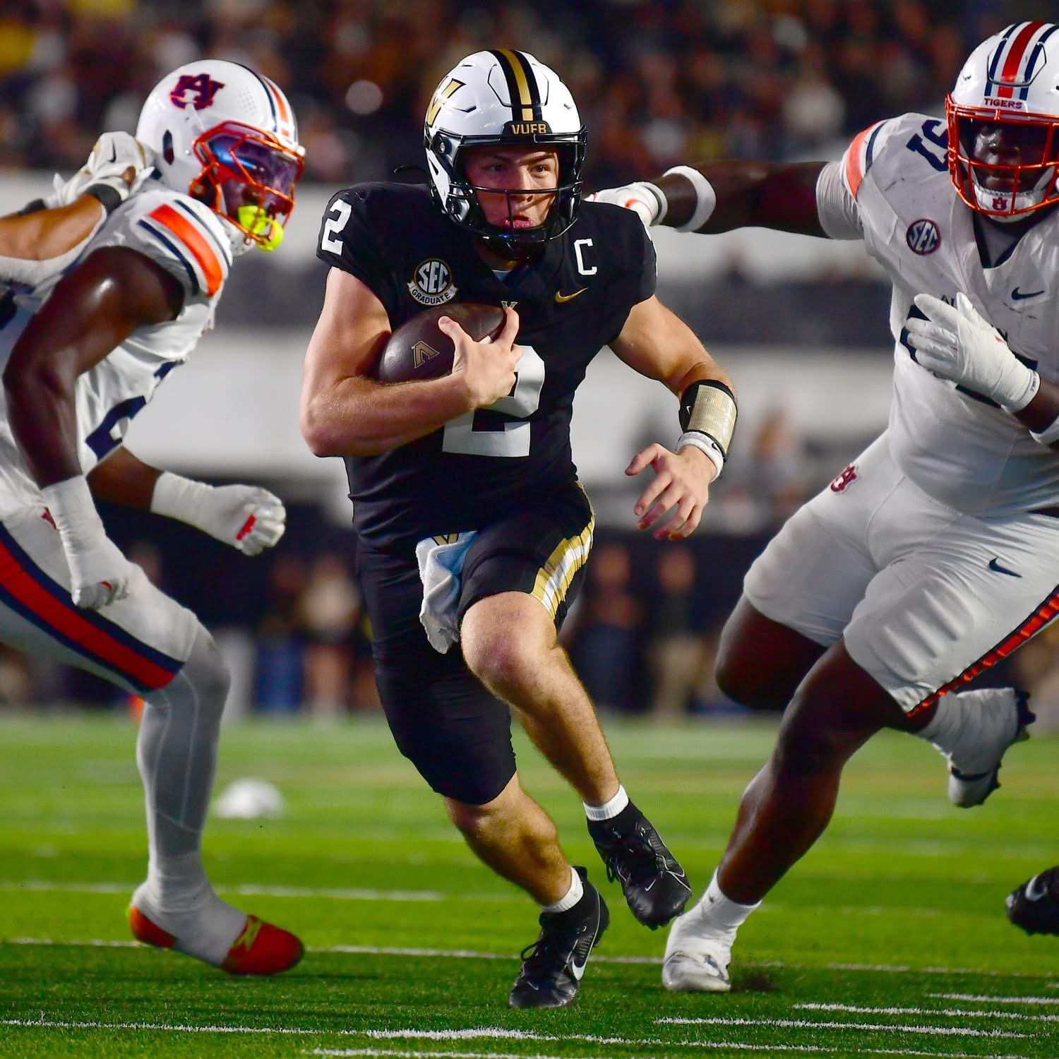Vanderbilt beats Auburn in Overtime,45–38