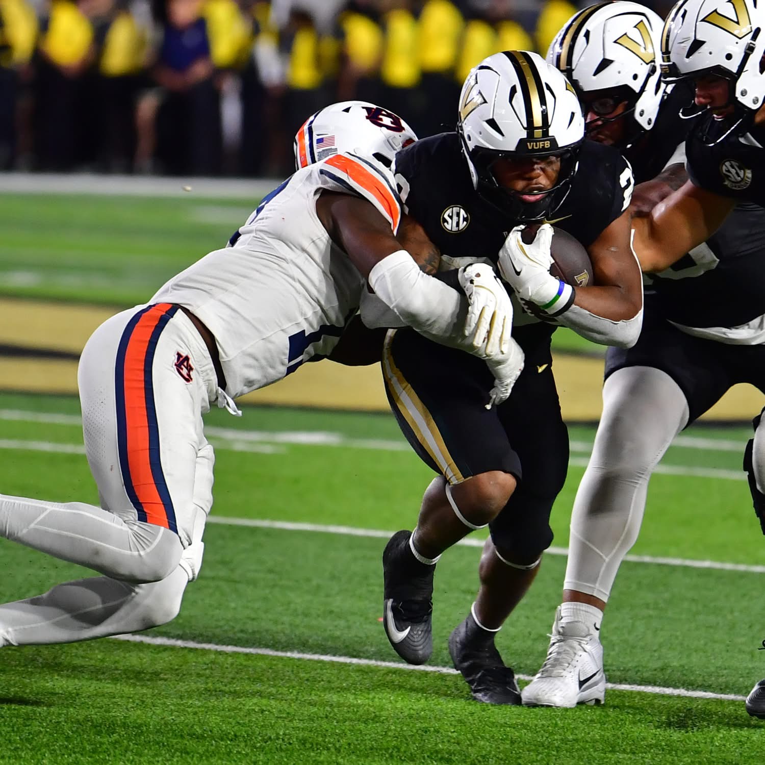 Vanderbilt beats Auburn in Overtime,45–38