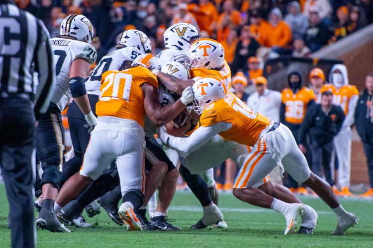 Vanderbilt stuns the Volunteers with 2nd half surge 45-24