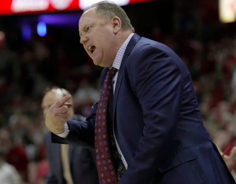 Wisconsin's men's basketball team pulls off major upset against undefeated Michigan Wolverines